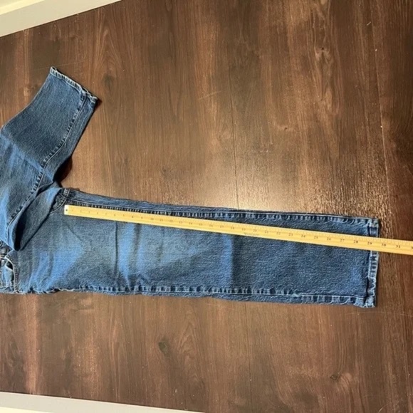 Universal Thread High Rise 90's Straight Leg Jeans - Picture 6 of 8